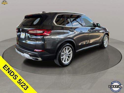 Dark Graphite Metallic 2021 BMW X5 xDrive40i