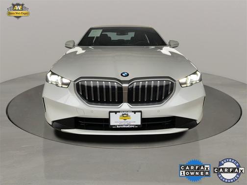 2025 BMW 530 530i