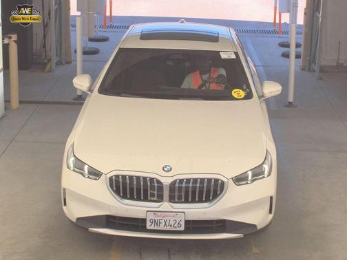 2025 BMW 530 530i