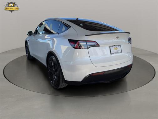 2023 Tesla Model Y Performance Dual Motor All-Wheel Drive