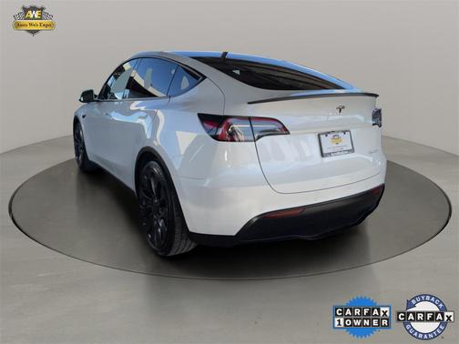 2023 Tesla Model Y Performance Dual Motor All-Wheel Drive