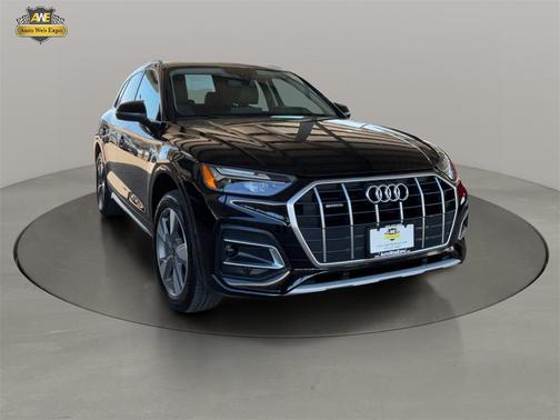 2023 Audi Q5 40 Premium