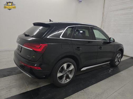 2023 Audi Q5 40 Premium