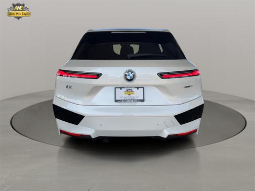 2024 BMW iX xDrive50