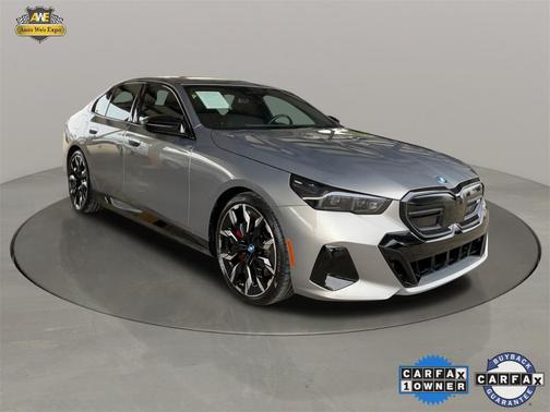 2024 BMW i5 M60