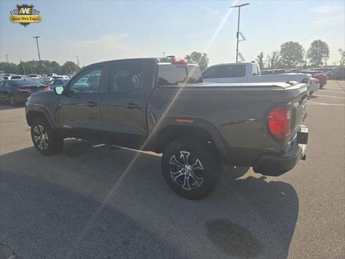 2024 GMC Canyon Base