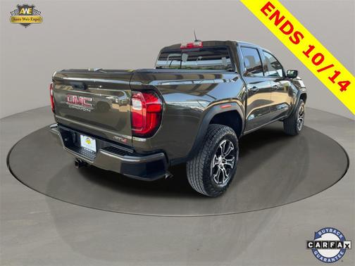 2024 GMC Canyon AT4