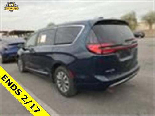 2022 Chrysler Pacifica Hybrid Limited