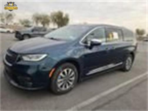 2022 Chrysler Pacifica Hybrid Limited