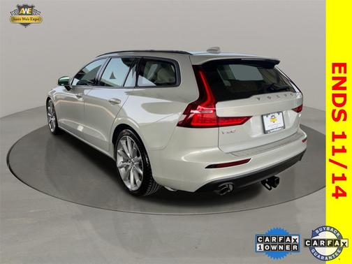 2020 Volvo V60 T5 Momentum