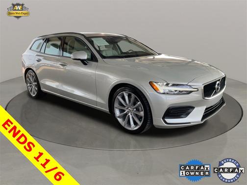 2020 Volvo V60 T5 Momentum