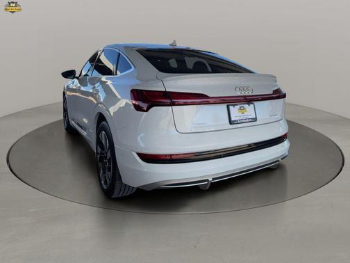 2022 Audi e-tron Sportback S line Prestige