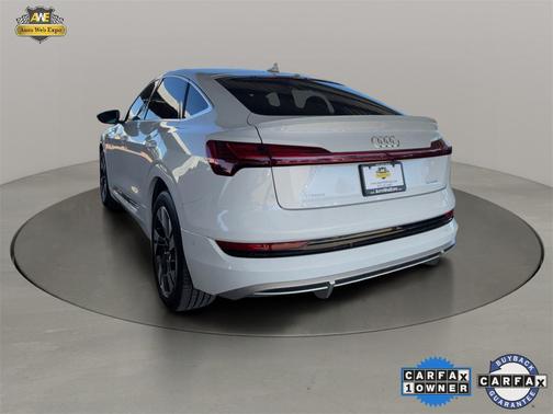 2022 Audi e-tron Sportback S line Prestige