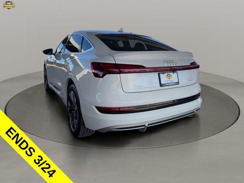 2022 Audi e-tron Sportback S line Prestige