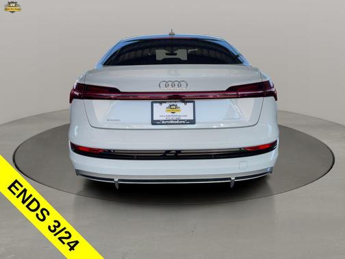 2022 Audi e-tron Sportback S line Prestige
