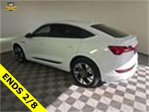 2022 Audi e-tron Sportback S line Prestige