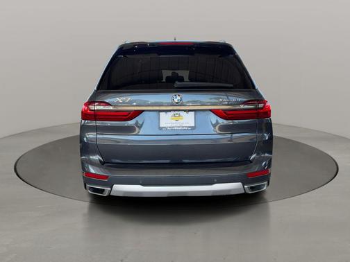 Arctic Gray Metallic 2020 BMW X7 xDrive40i