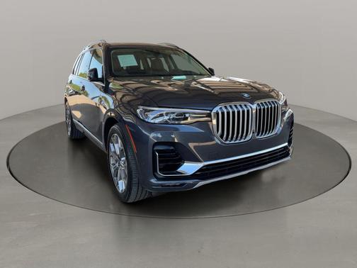Arctic Gray Metallic 2020 BMW X7 xDrive40i