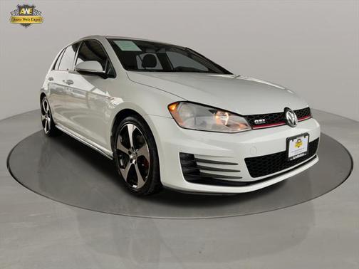 2017 Volkswagen Golf GTI 2.0T S 4-Door