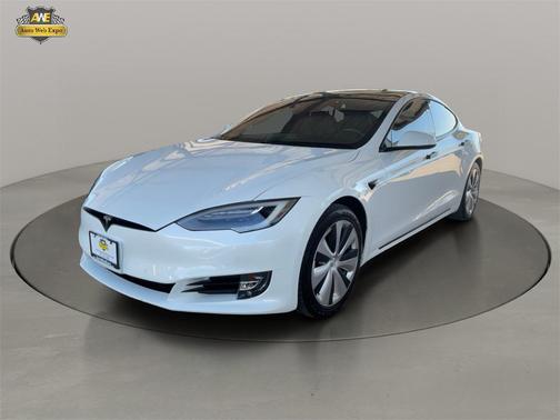 2020 Tesla Model S Long Range