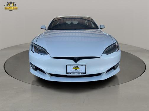 2020 Tesla Model S Long Range