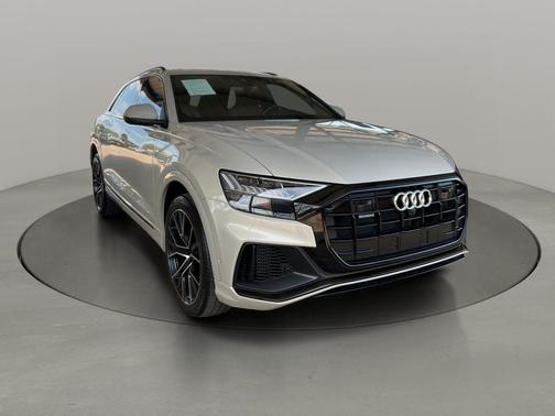 Vicuna Beige Metallic 2023 Audi Q8 55 Premium Plus