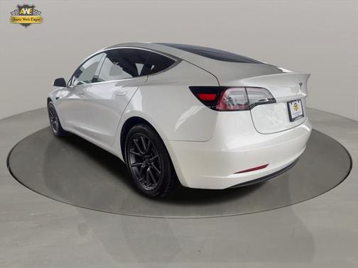 2020 Tesla Model 3 Standard Range Plus