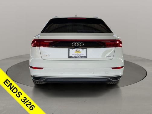 Carrara White 2023 Audi Q8 55 Premium