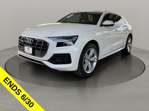 Carrara White 2023 Audi Q8 55 Premium