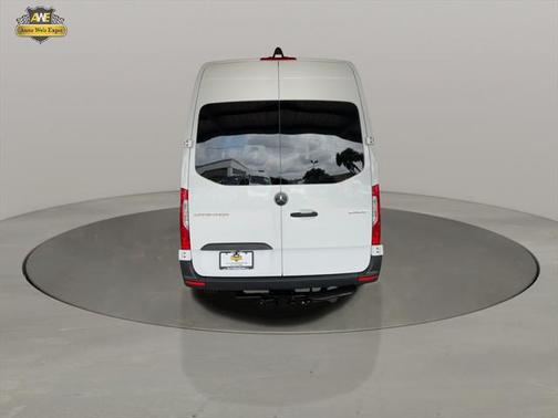 2024 Mercedes-Benz Sprinter 2500 Standard Roof