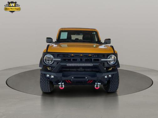 Cyber Orange Metallic Tricoat 2022 Ford Bronco Black Diamond