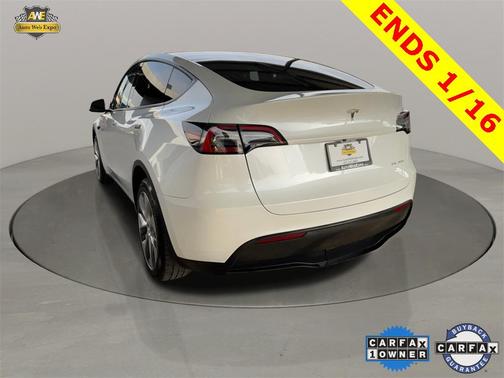 2023 Tesla Model Y Long Range Dual Motor All-Wheel Drive