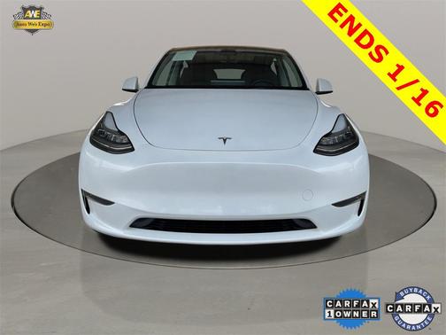 2023 Tesla Model Y Long Range Dual Motor All-Wheel Drive