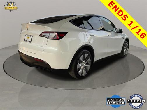 2023 Tesla Model Y Long Range Dual Motor All-Wheel Drive