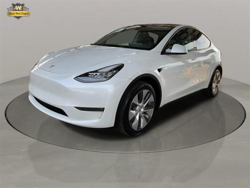 2023 Tesla Model Y Long Range Dual Motor All-Wheel Drive