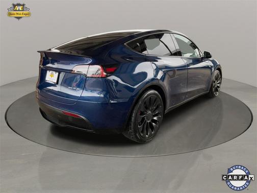 2022 Tesla Model Y Performance Dual Motor All-Wheel Drive