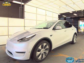 White 2023 Tesla Model Y Long Range Dual Motor All-Wheel Drive