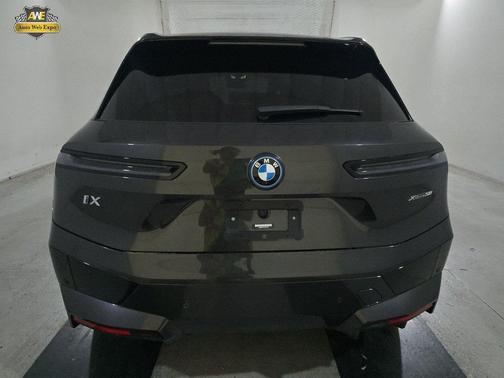 2023 BMW iX xDrive50