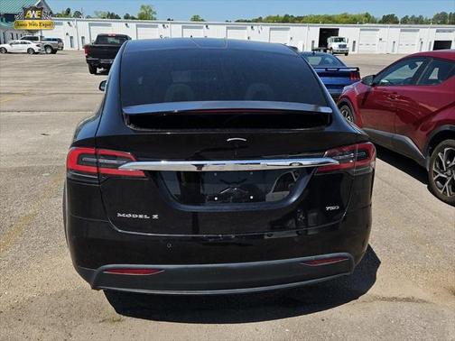 2017 Tesla Model X 90D