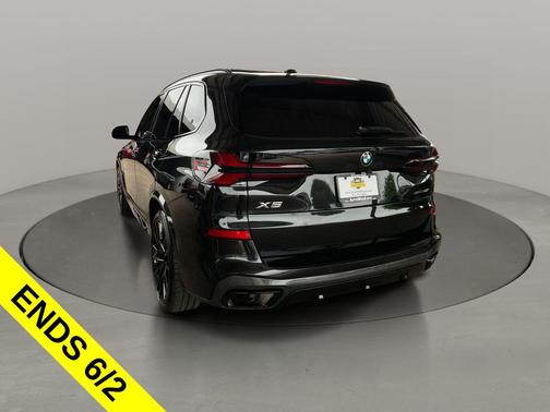 Black Sapphire Metallic 2026 BMW X5 sDrive40i