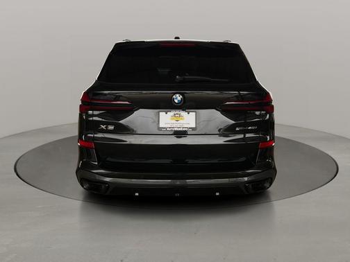 Black Sapphire Metallic 2026 BMW X5 sDrive40i