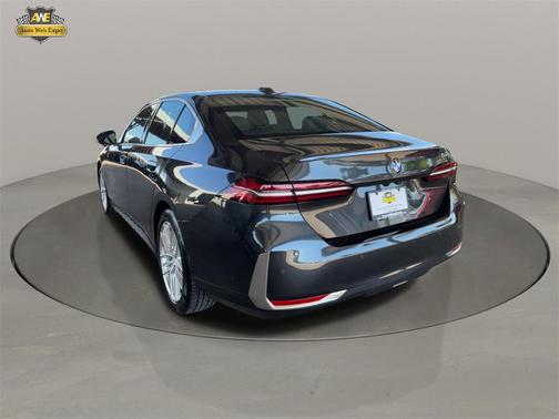 2025 BMW 530 i