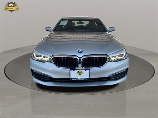 2019 BMW 530e xDrive iPerformance