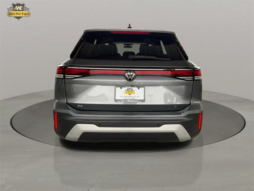 2025 Volkswagen Tiguan 2.0T SE 4MOTION