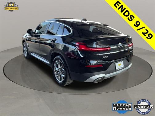 2024 BMW X4 xDrive30i
