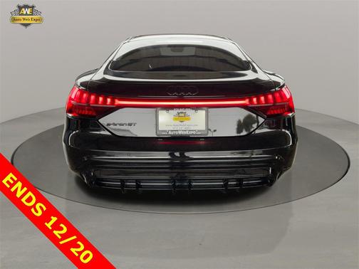 2023 Audi e-tron GT Premium Plus quattro