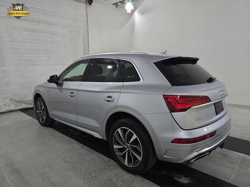 2023 Audi Q5 45 S line Premium Plus
