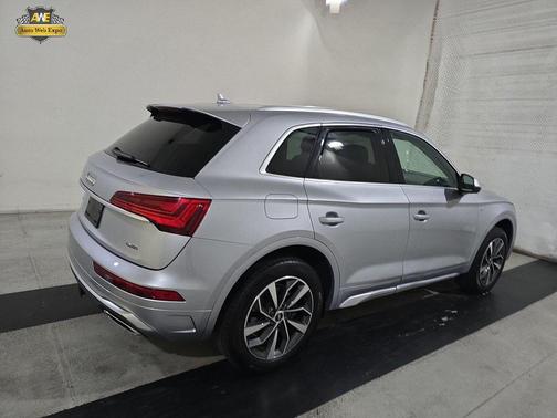 2023 Audi Q5 45 S line Premium Plus