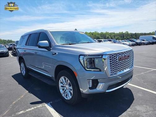 2024 GMC Yukon SLT