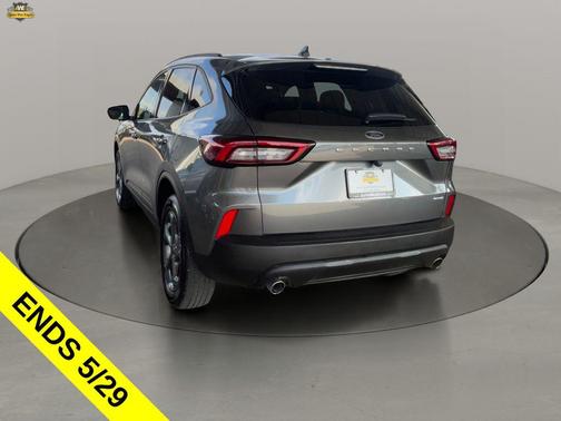 Carbonized Gray Metallic 2025 Ford Escape ST-Line Select